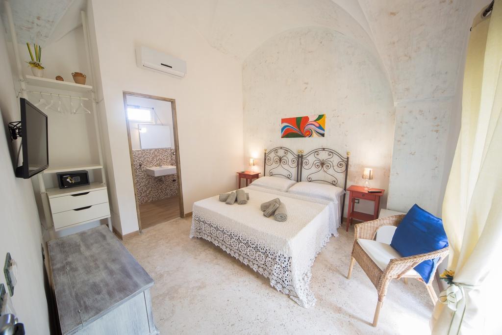 Bed and Breakfast Giardino Nascosto Тавьяно Номер фото